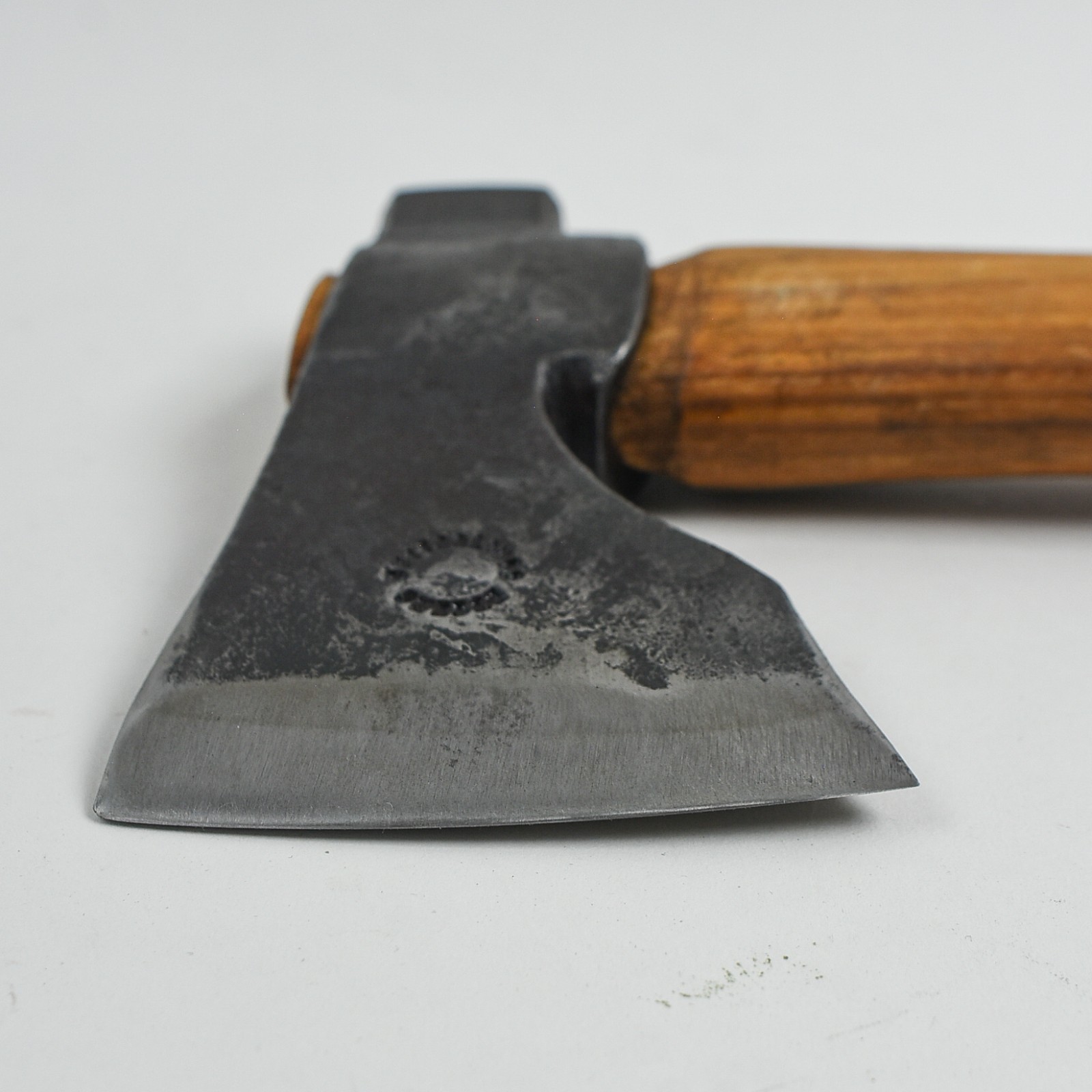Wetterlings Les Stroud Bushman Axe 22″ Sweden Original Hickory Handle Excellent