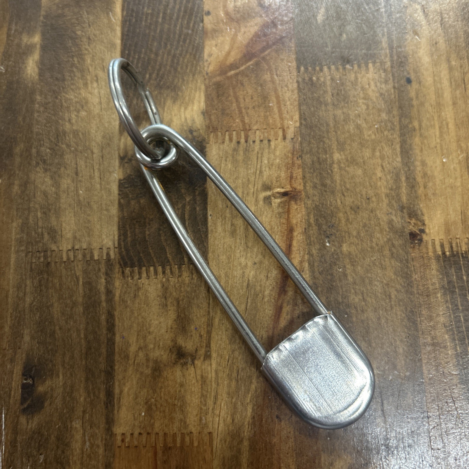 Silver Tone Vintage Risdon Key Tag 4” Large Safety Pin Keychain Key Ring