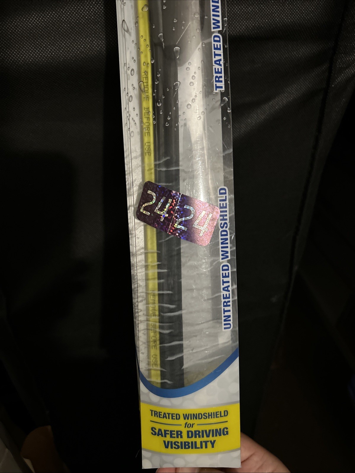 Rain-X Latitude 24in Water Repellent Wiper Blade (1)