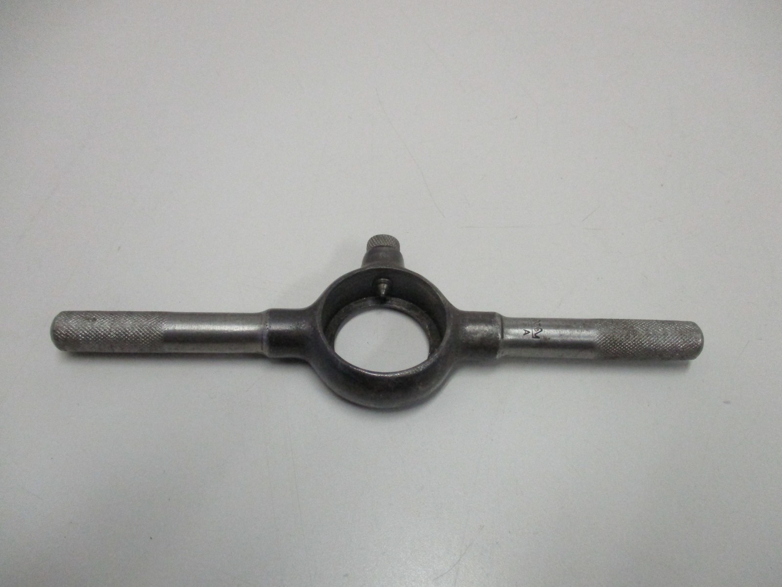 Greenfield GTD 1-1/4 Die Stock Holder 6-3/4″ Long