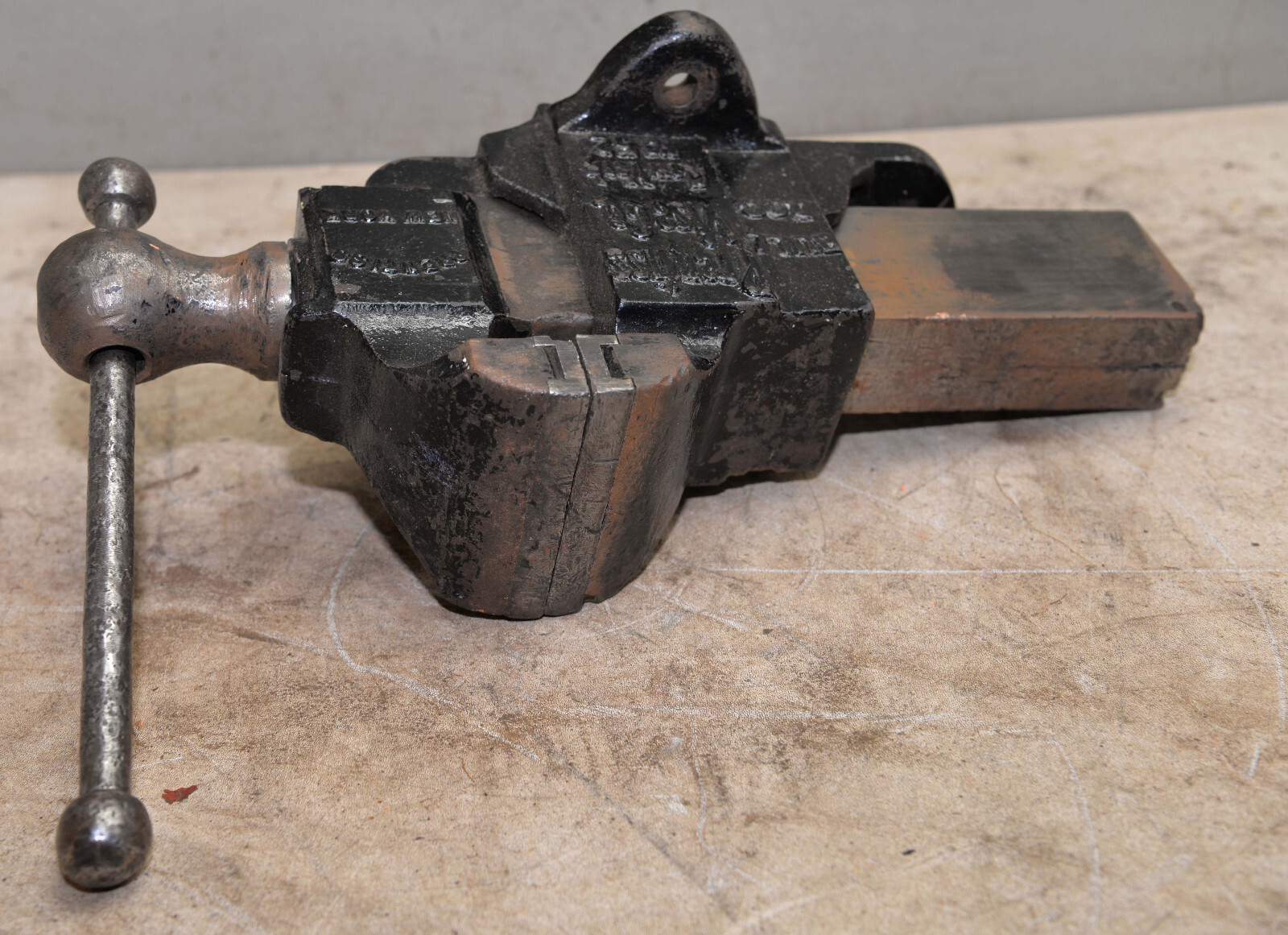 Vintage Prentiss Bulldog No 92 vise blacksmith machinist 4″ jaw, 40 lbs tool