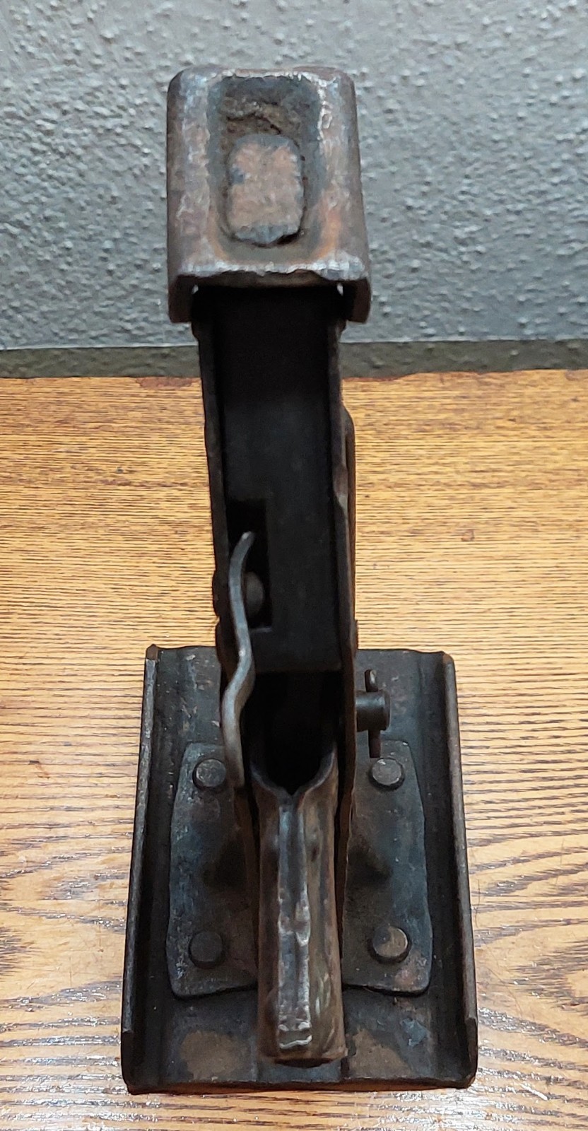 Antique Ajax Auto Parts steel Model-T axle jack (#6?), no handle, stamped, works