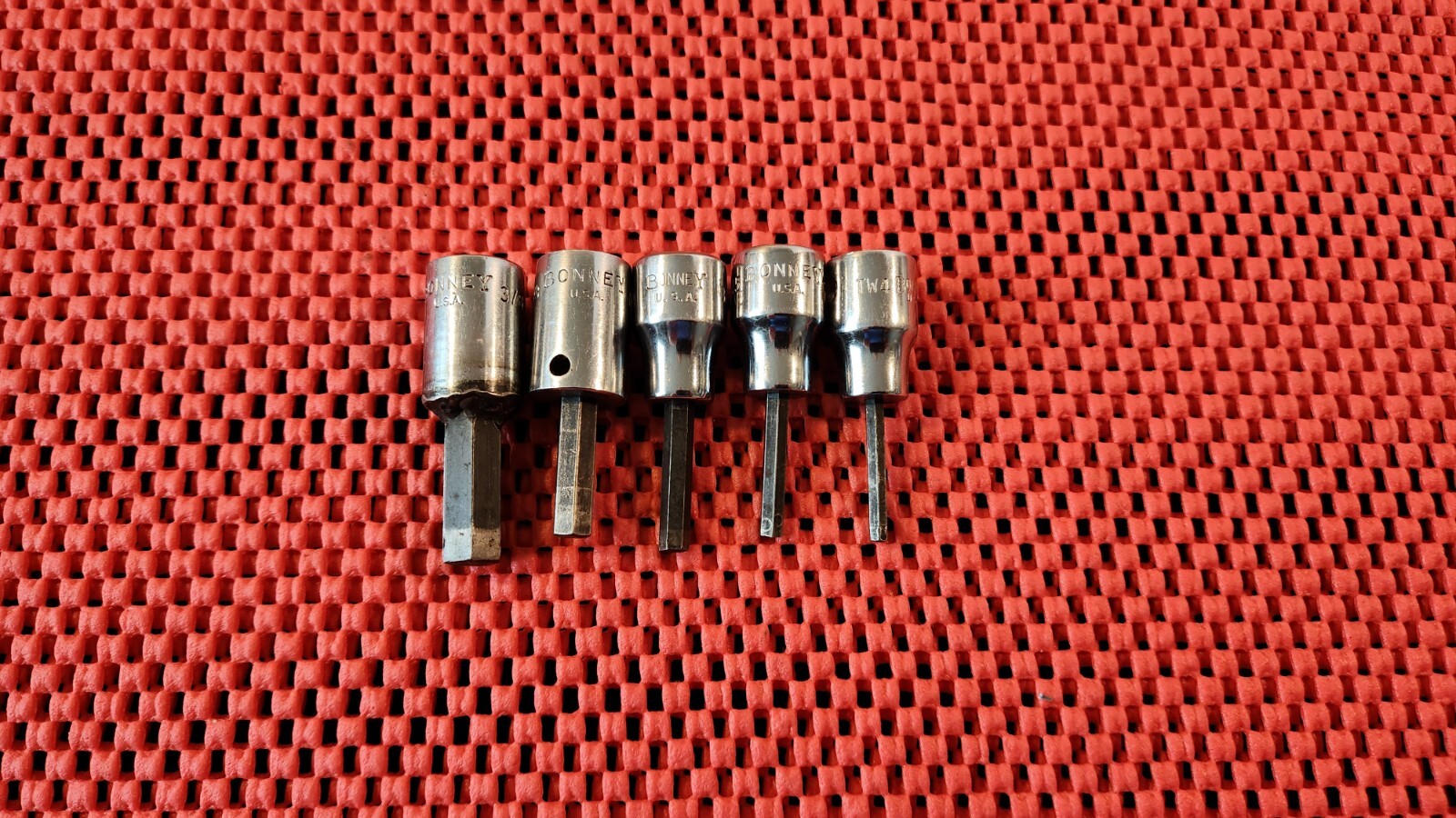 USA BONNEY 5 PC 3/8″ DRIVE BIT SOCKETS WITH HEX BIT DRIVER, TW 12, 8, 6, 5, & 4