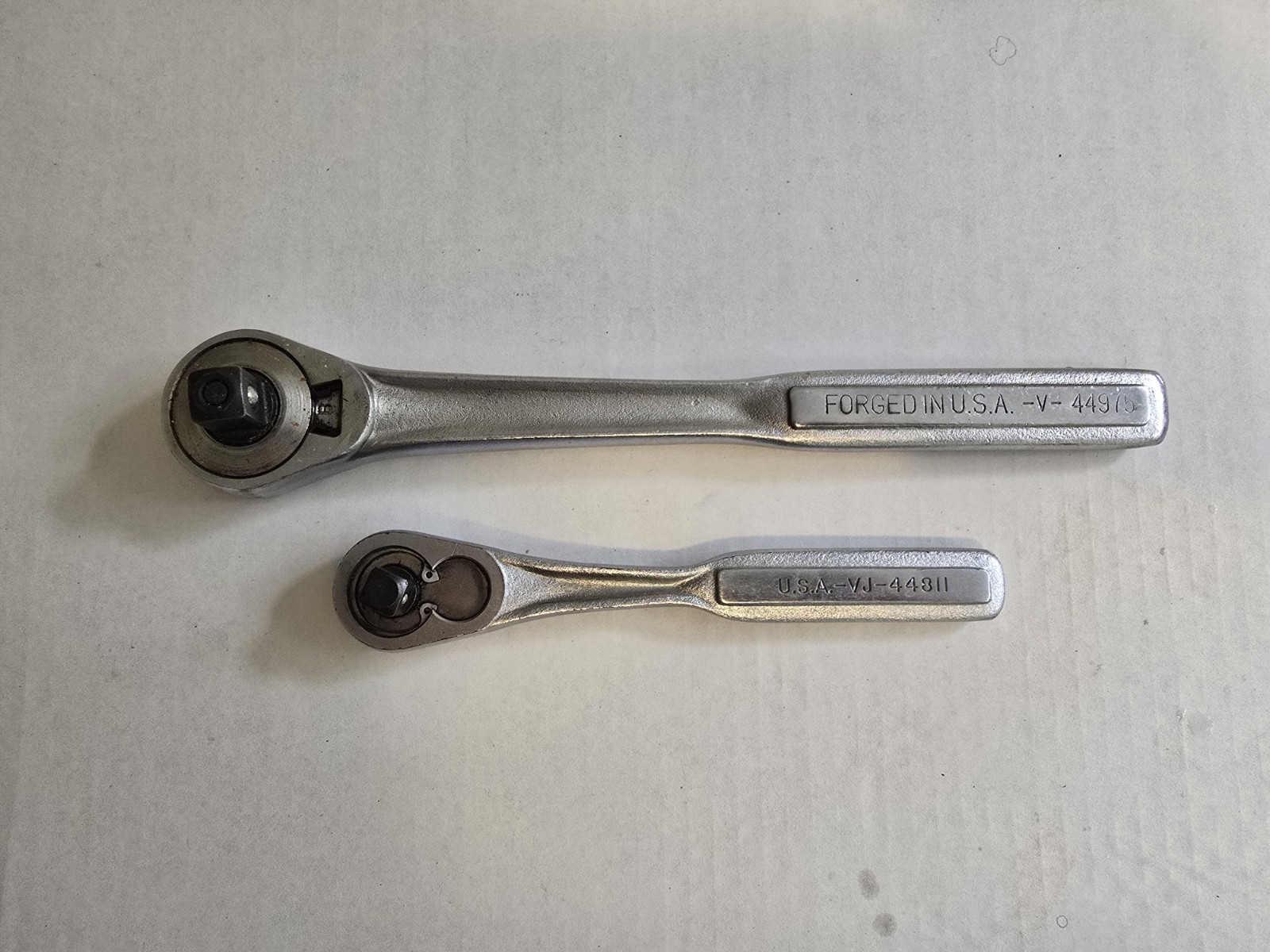 2 Craftsman USA Rachets, 3/8″ -VJ-44811 and 1/2″ -V-44975
