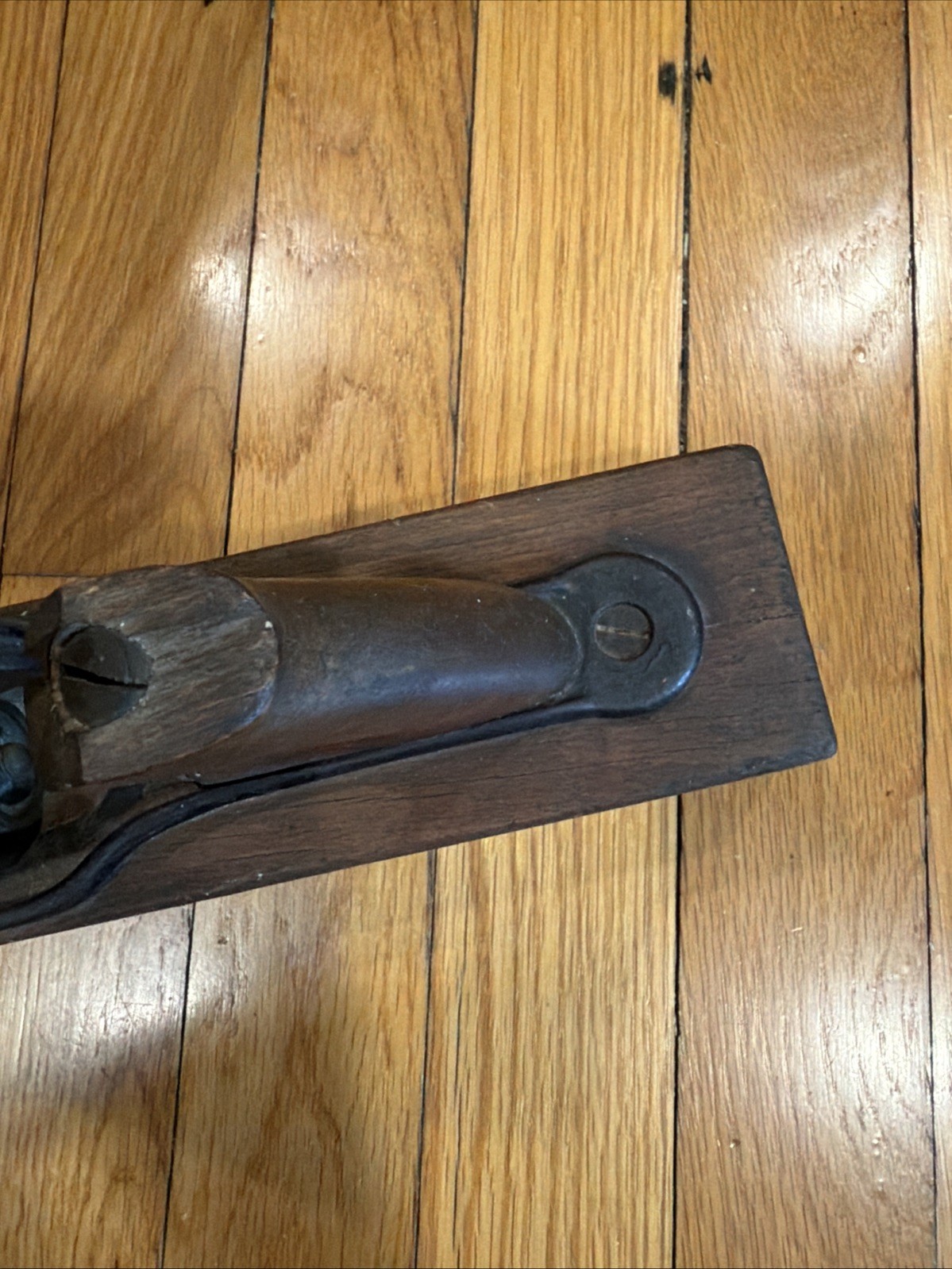 Antique Wood Carpentry Tool 15″ Planer Plane Has Age Loose Blade