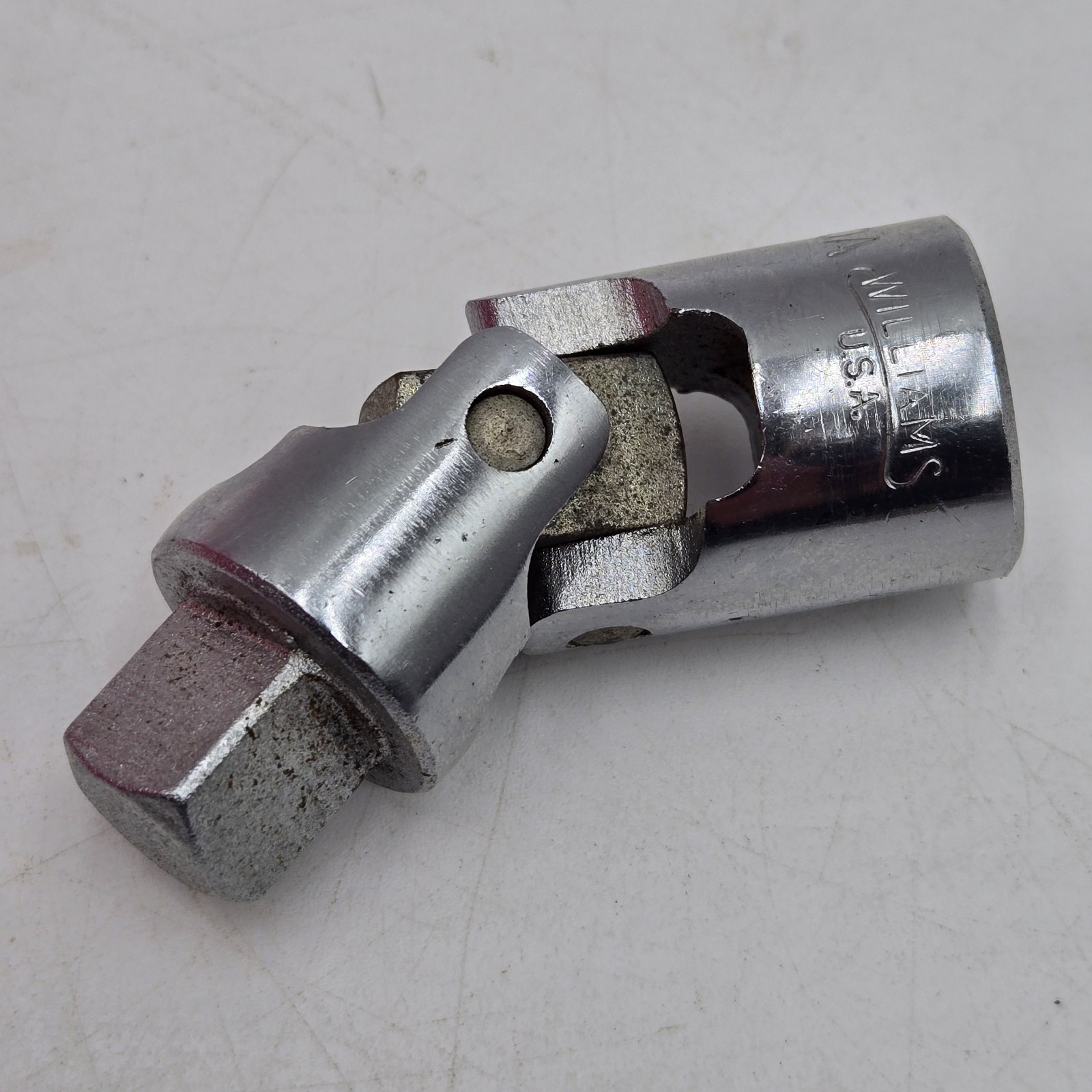Vintage WILLIAMS S-140A Universal Swivel Joint Socket 1/2″ Drive to 1/2″ USA