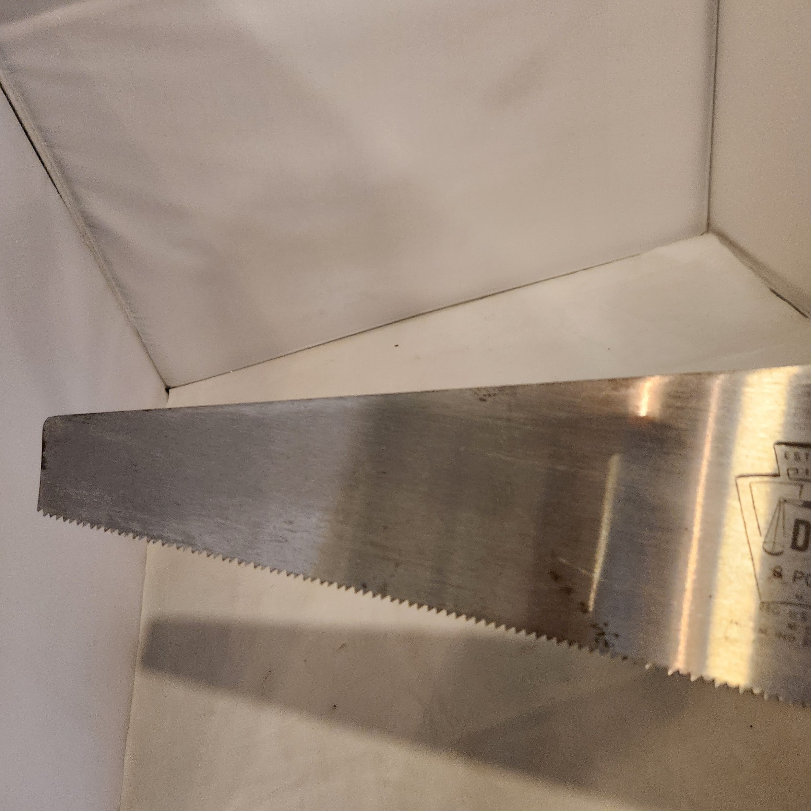 Vintage HENRY DISSTON D-23 26” 8 Points Hand Saw