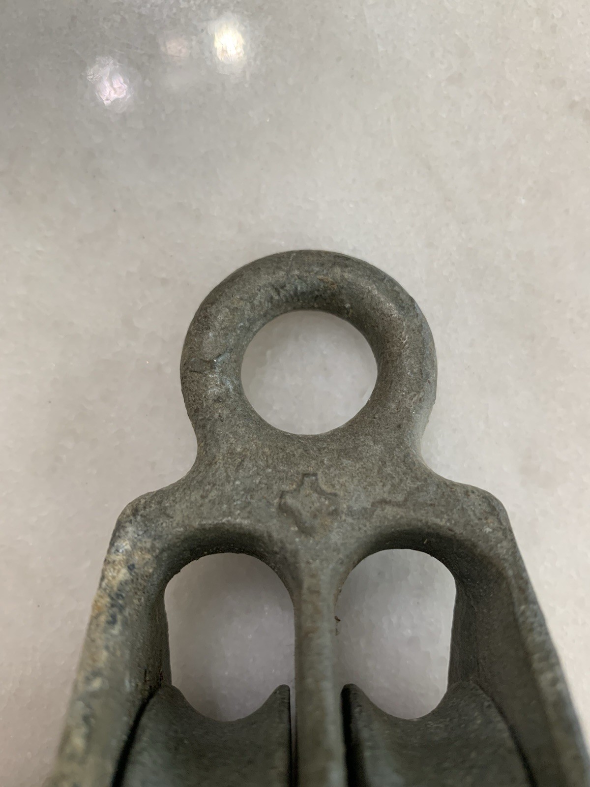 Old Barn Farm Pulley 1 1/2″ Cast Metal 2 Sheave Double 1 3/4″ Diameter Wheels