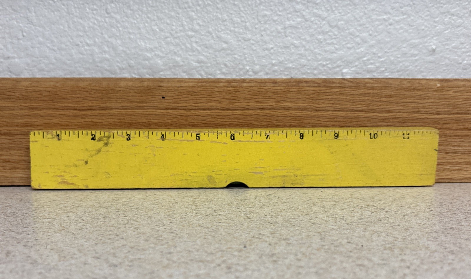 Vintage “COAST TO COAST” Hardware Stores Yellow 12″ Advertising Level & Ruler