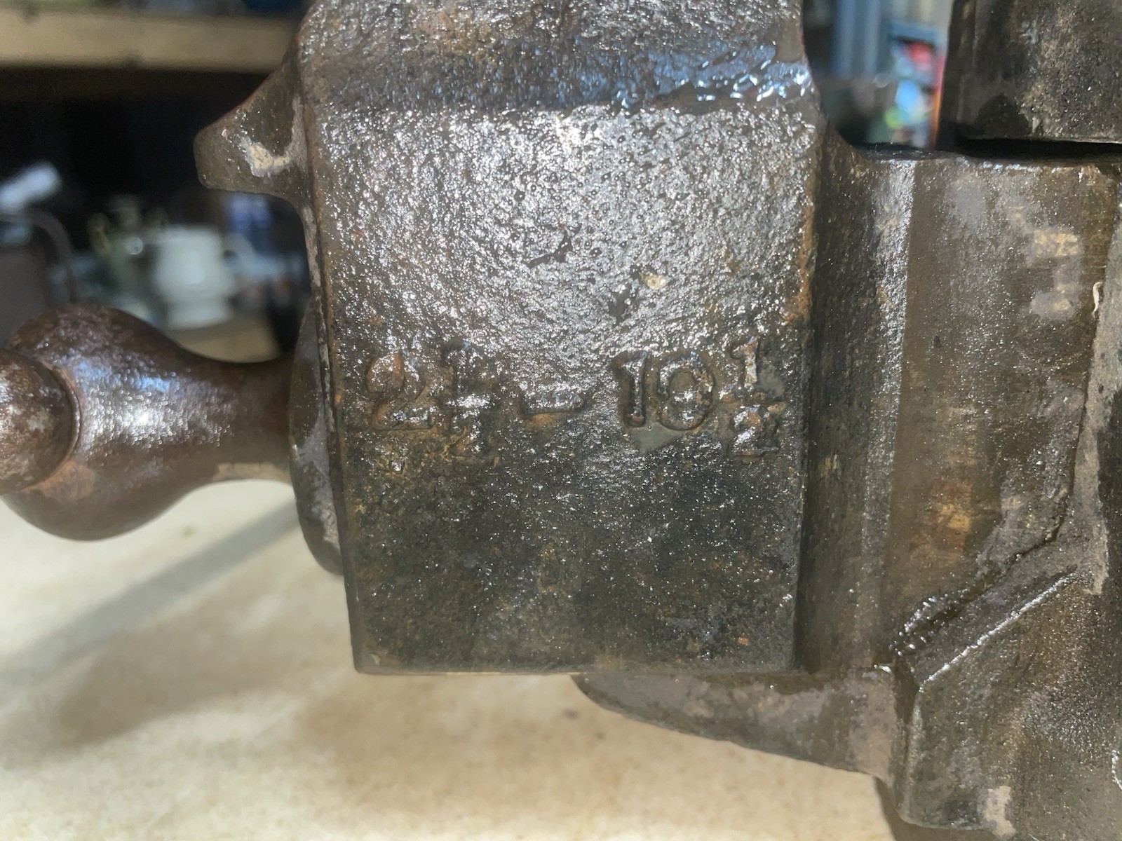 Vtg Prentiss No. 19 1/2 Machinist Bench Vise 4” Jaws Swivel Base Opens to 8”