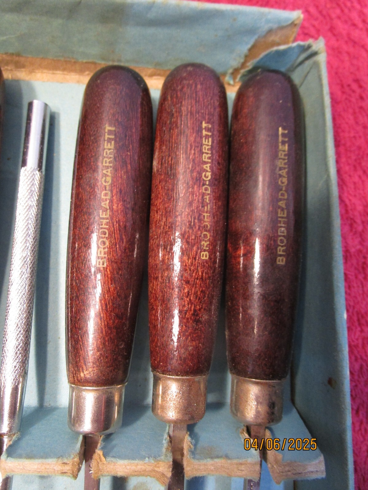 Lot of 5 Vintage Brodhead Garrett Wood Carving Chisels Tools w/Box