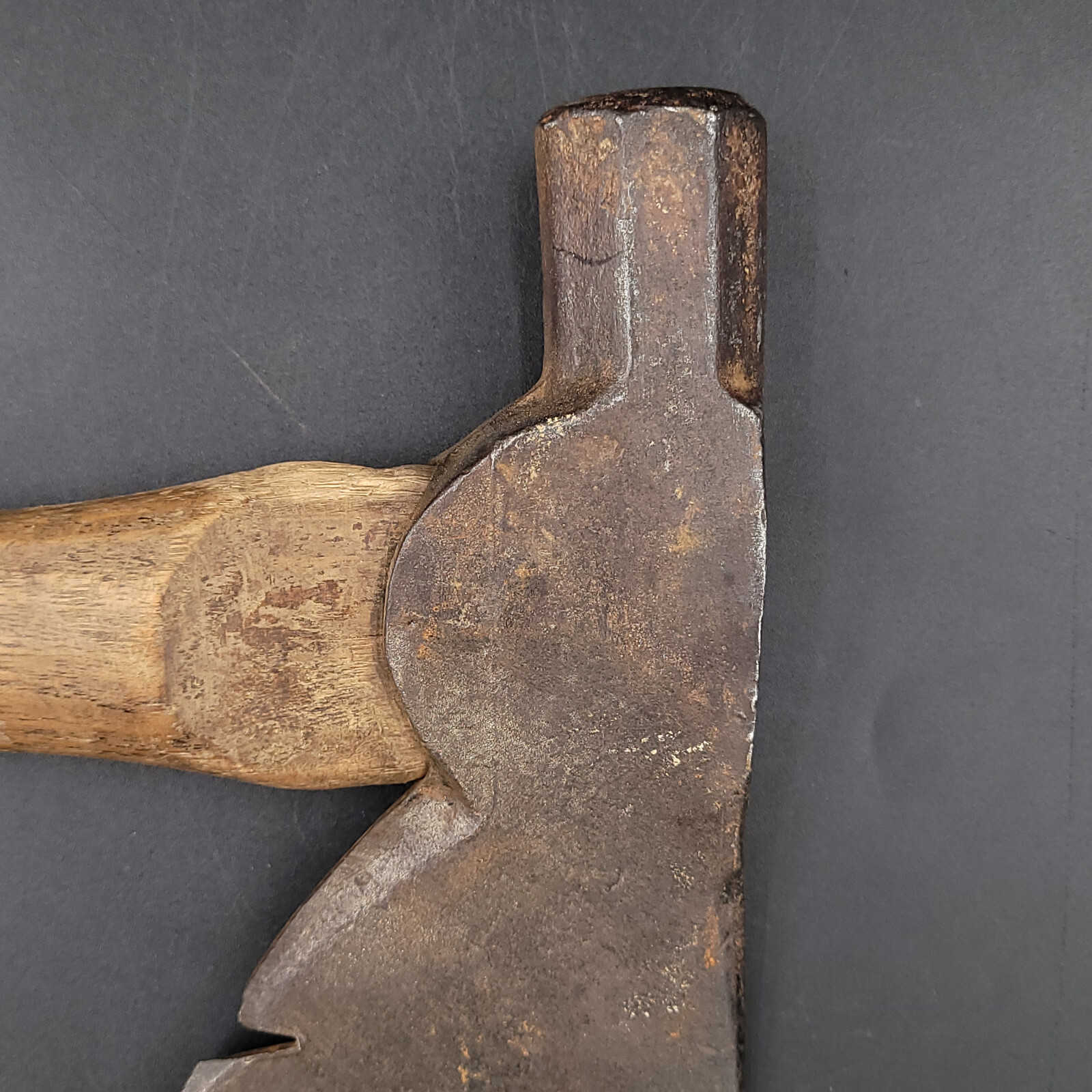 Vintage Stanley H122 Carpenters Shingle Hatchet 13 1/2″ Handle