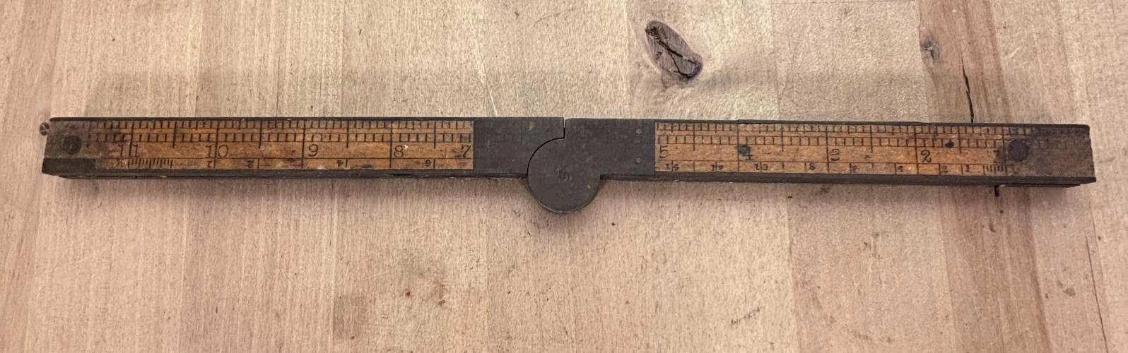 Chapin-Stevens Co 12 Inch Boxwood Folding Ruler + Bubble Level & Square RUST