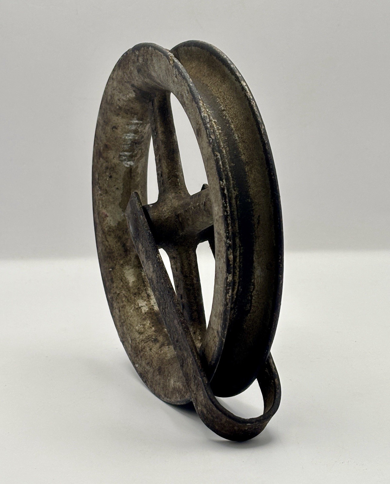Vintage Ritch & Pidge Mfg. Co. “The Peerless” Cast Farm Pulley 6 Inch NY