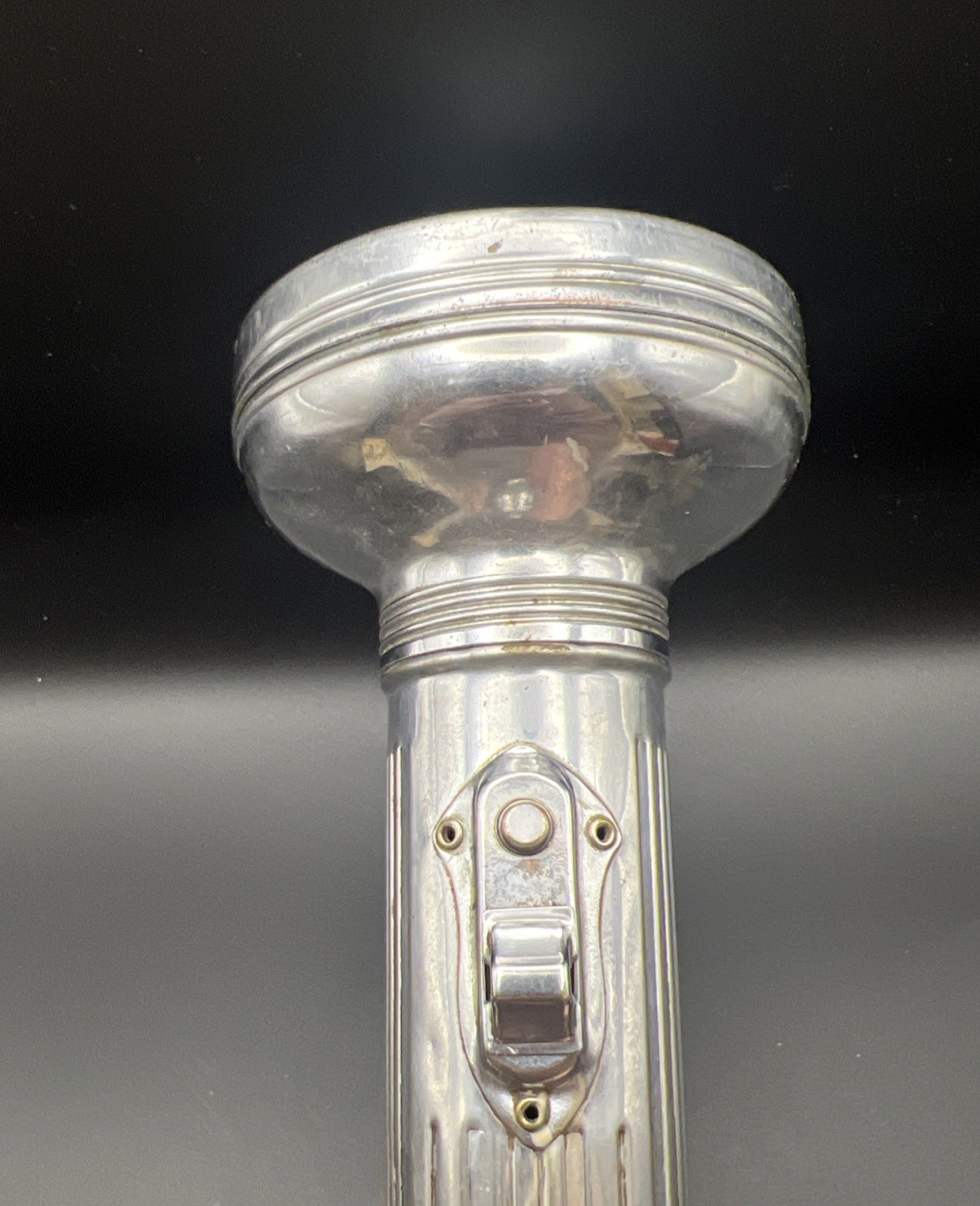 Vintage USALITE No.75 Flash Light – 9.25” Untested