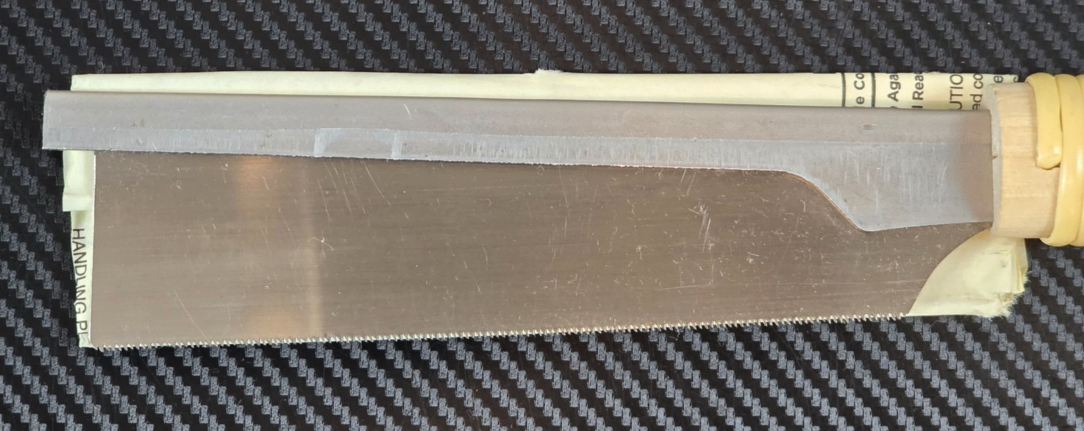 Japanese Ikedame Dovetail Dozuki Pull Saw with Approx. 5.90-inch (150mm) Blade