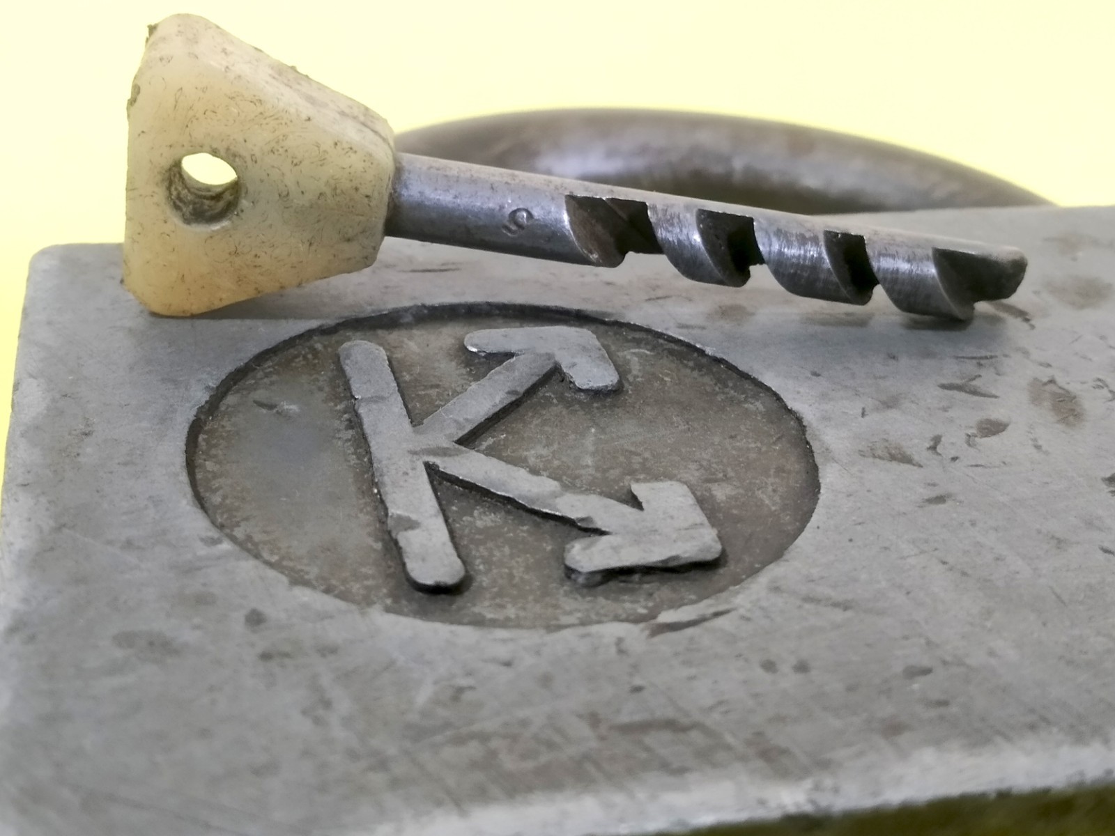 Rare MASSIVE padlock “K” bolt type USSR 1 key, 1584 grams, FOR GARAGE, WAREHOUSE