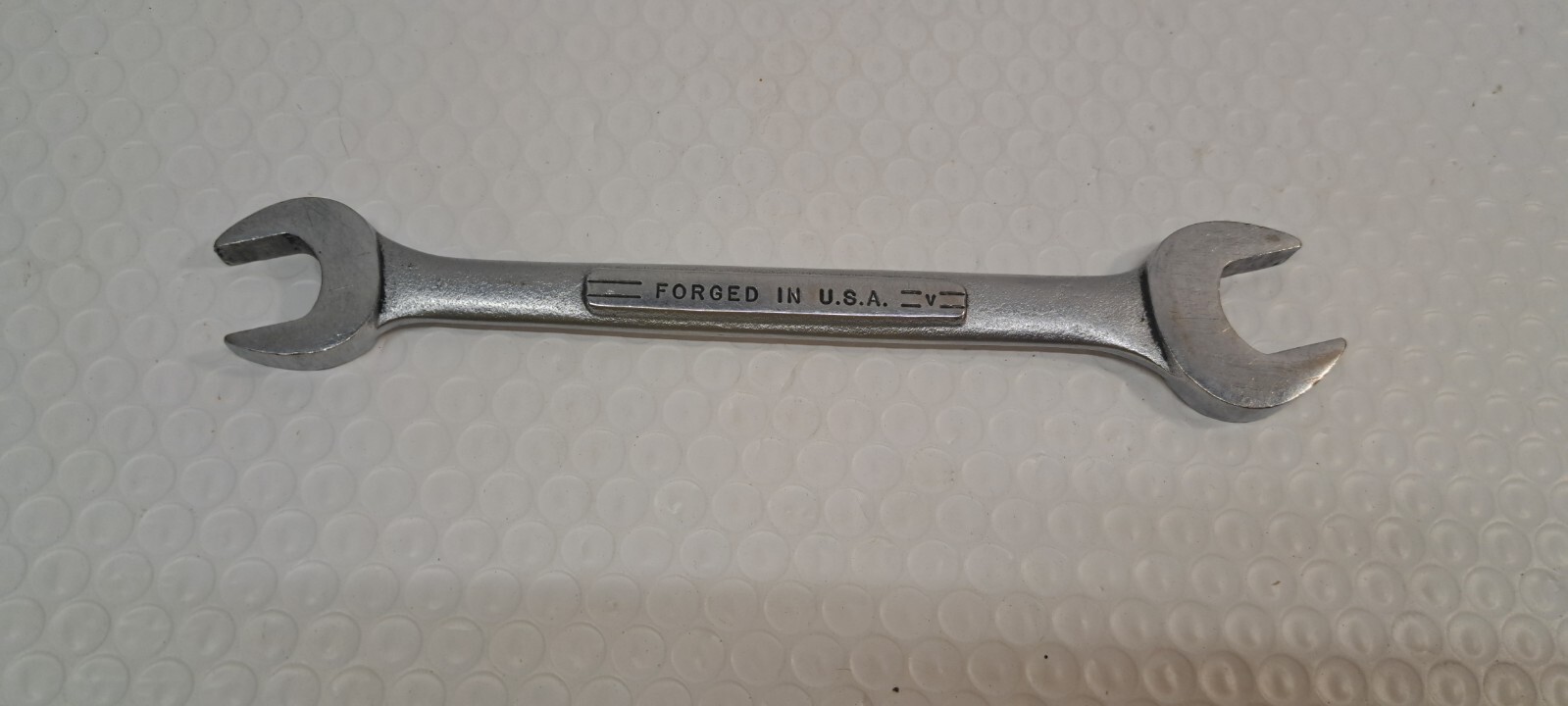 Vintage Craftsman Open End Wrench #44508 Metric 17mm/19mm -v- series Made in USA