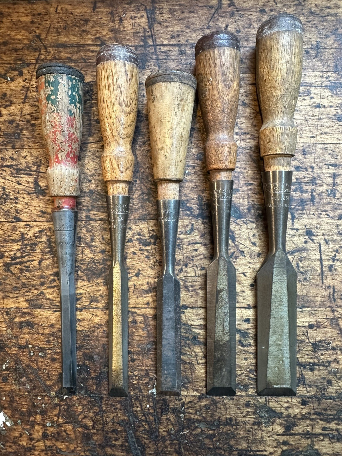 Vintage Stanley Defiance Wood Chisel 5pc Set 1”, 3/4″, 5/8”, 1/2″, 3/8″ USA