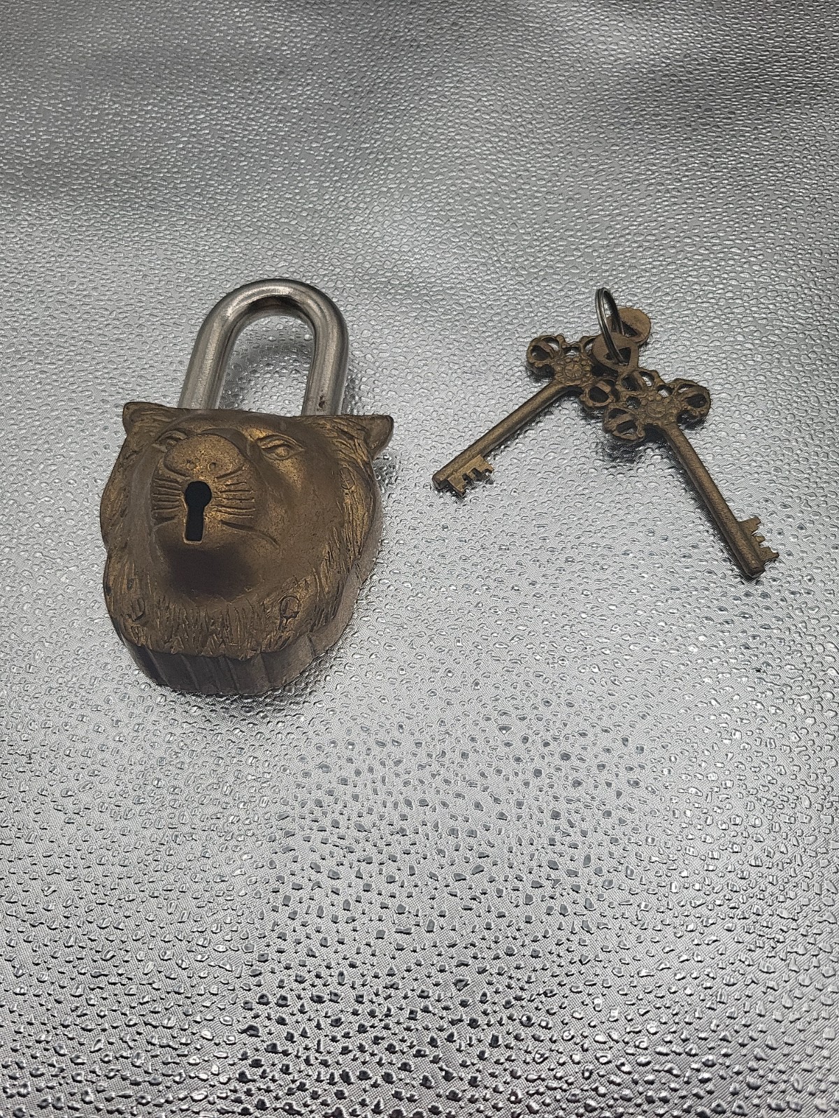 Vintage Brass Lion Head Padlock With 2 Ornate Keys. Works!