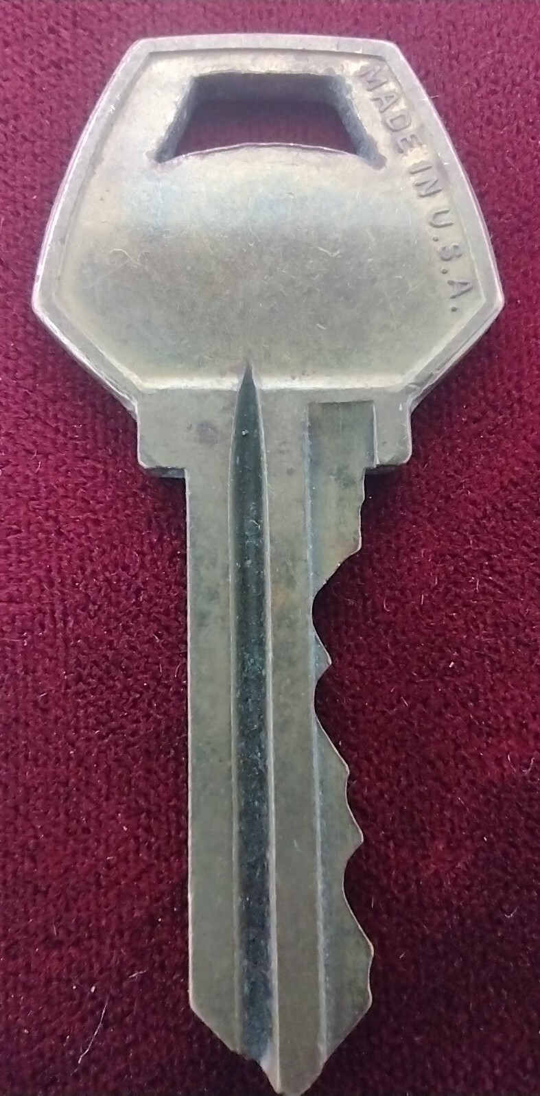 Vintage Key ESP Lock Corp USA Marked “CO 87″ Appx 2” Padlocks House Doors Gate