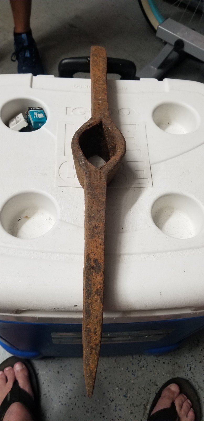 VINTAGE 22″ IRON DOUBLE POINT ROCK PICK HEAD – FARM – MINING – RAILROAD TOOL🇺🇲