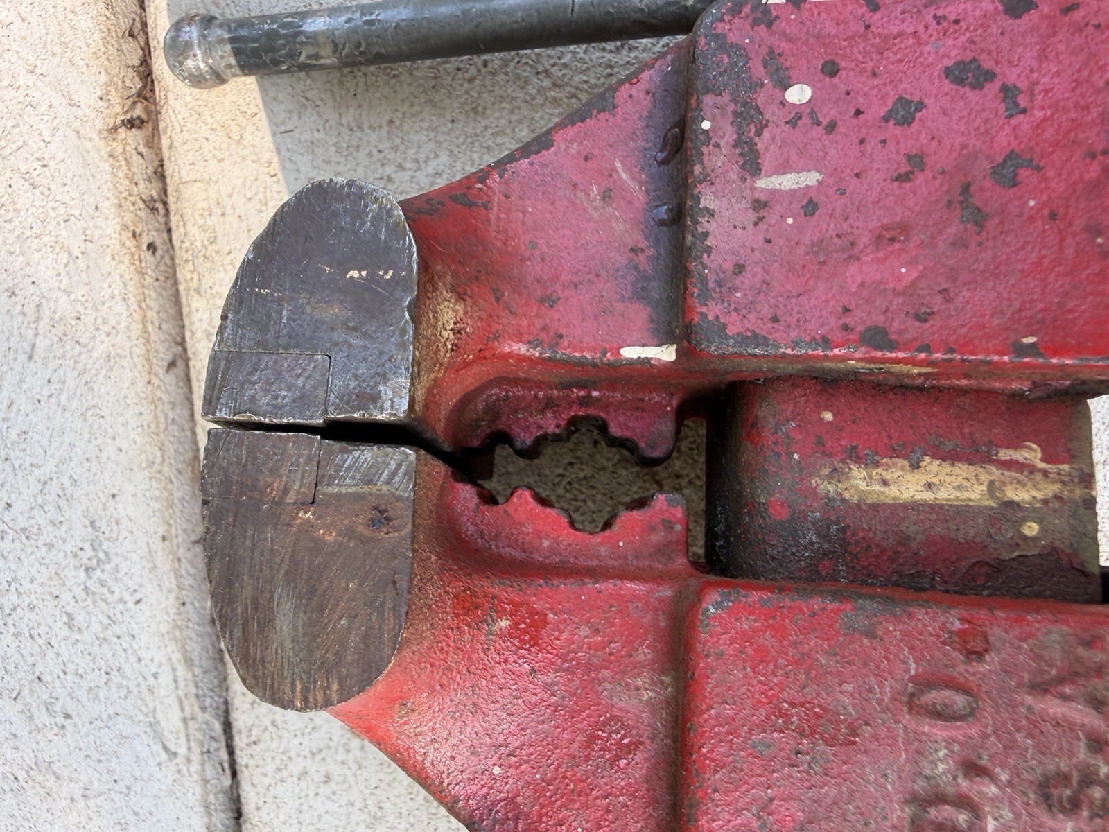 Vintage Columbian No. 03 1/2 M2 Swivel Anvil Bench Vise 3-1/2″ Jaws