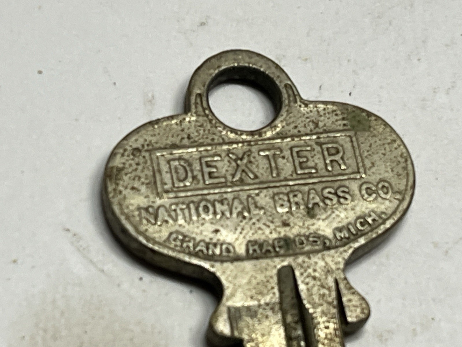 Lot (9) USED Vintage Original Pre-Cut Old Keys Weiser, Yale, Cole