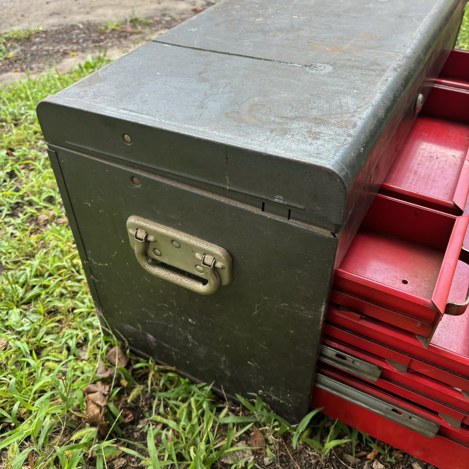 Vintage Montgomery Ward 6-Drawer Tool Chest Box Mechanics Toolbox Red Black USA