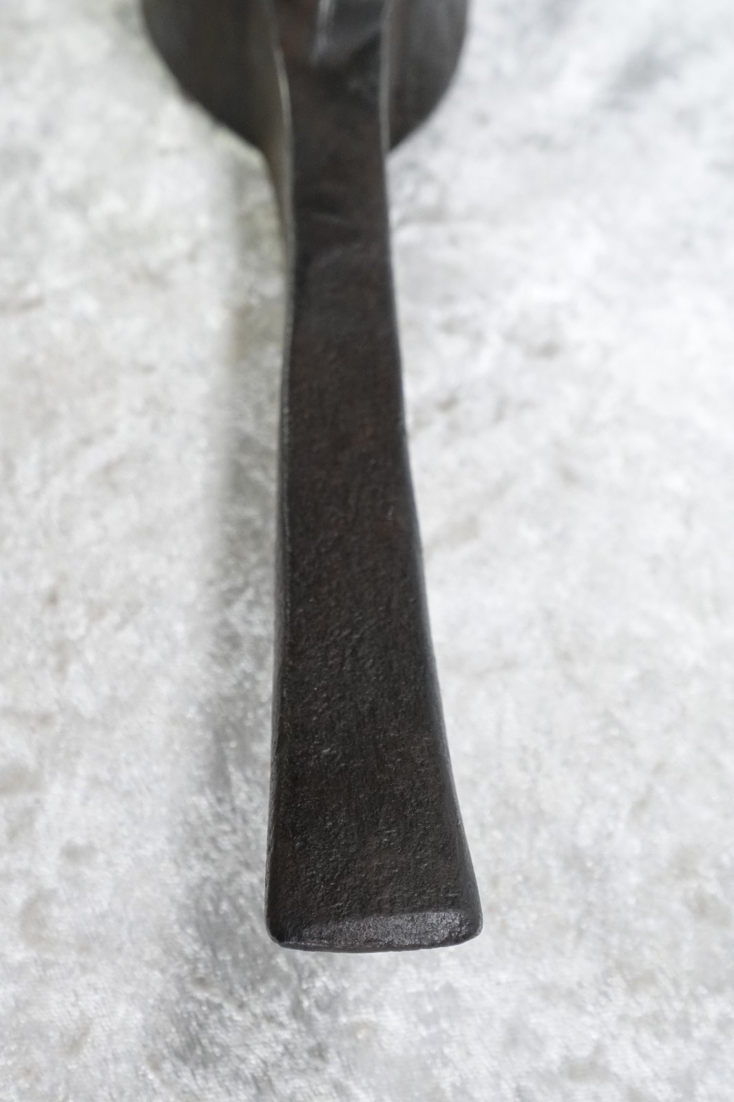 Vintage 18″ WARREN Dirt Pick Axe No. 5 Head Only 4.26 Lbs