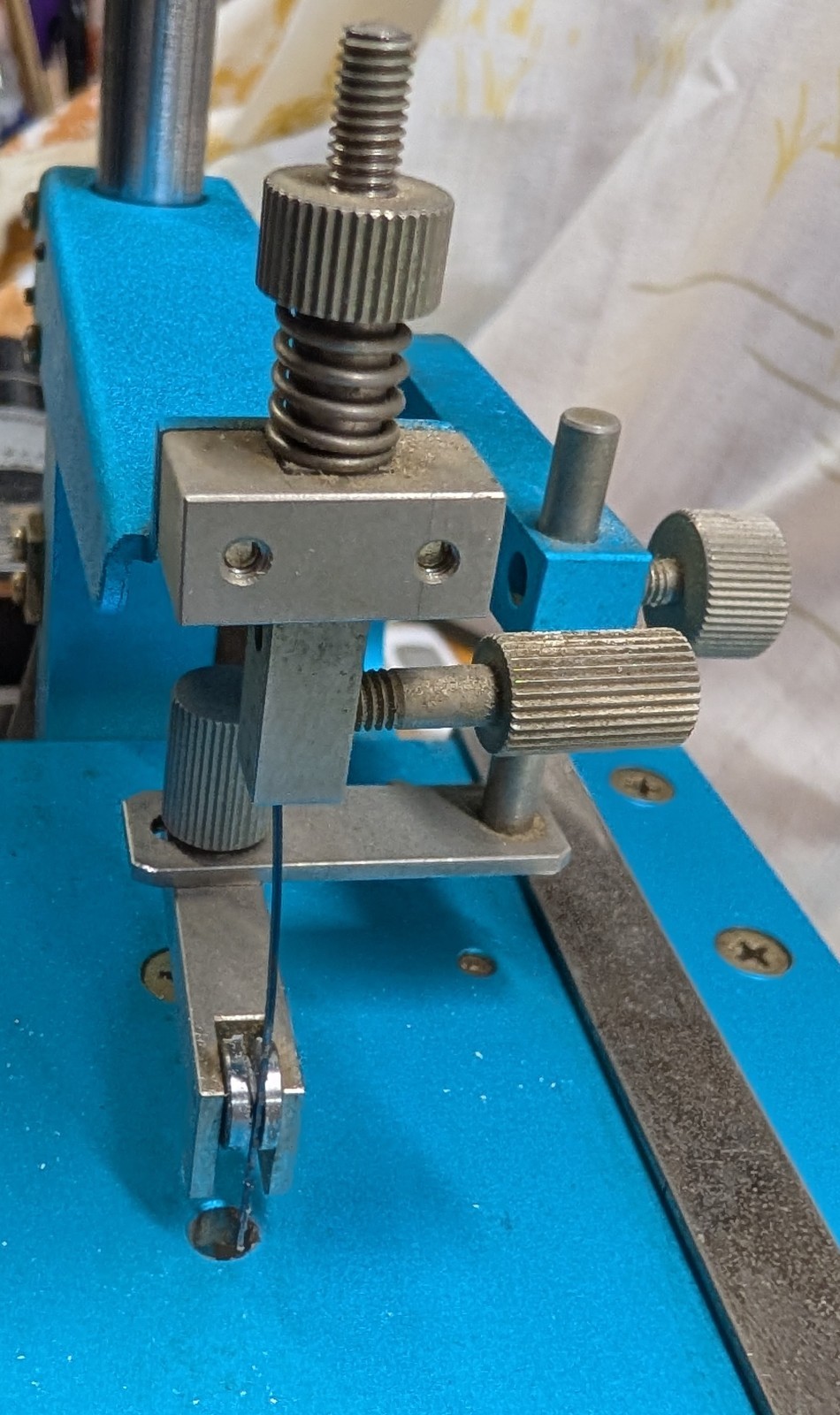 Amini FS-1 Mini Scroll/Thread Saw – Vintage – Works Great