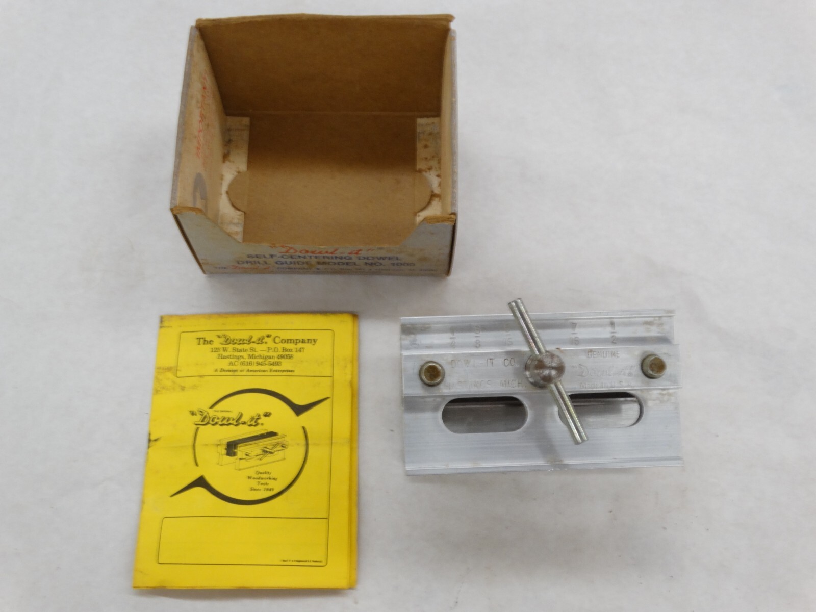 Vintage “Dowl-It” Self Centering Dowel Drill Guide Model No. 1000 – Made in USA