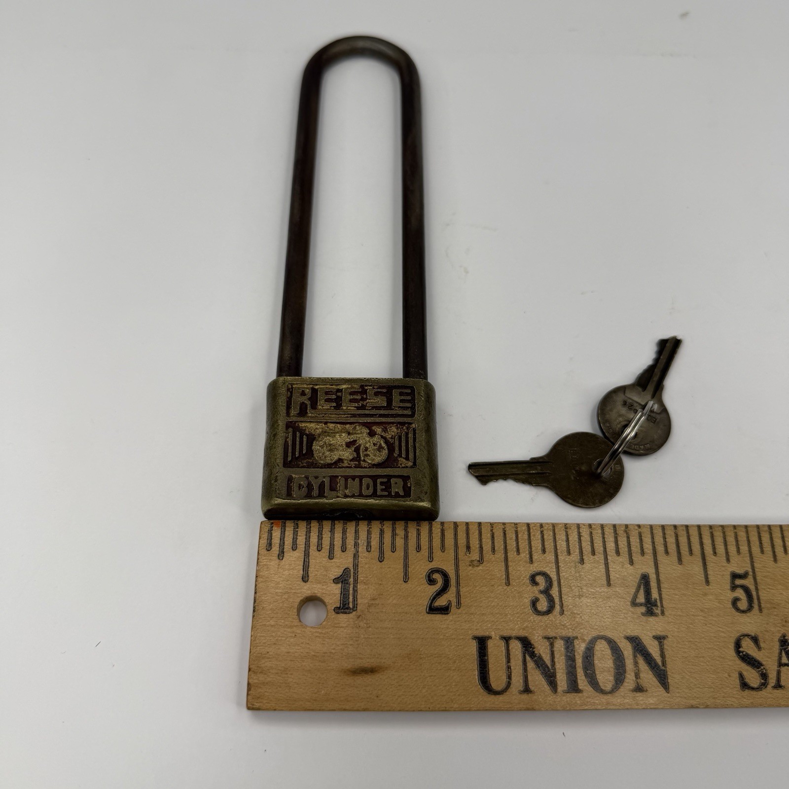 VINTAGE BICYCLE REESE CYLINDER PADLOCK LOCK WITH 2 KEY’S 1950’s MADE IN USA