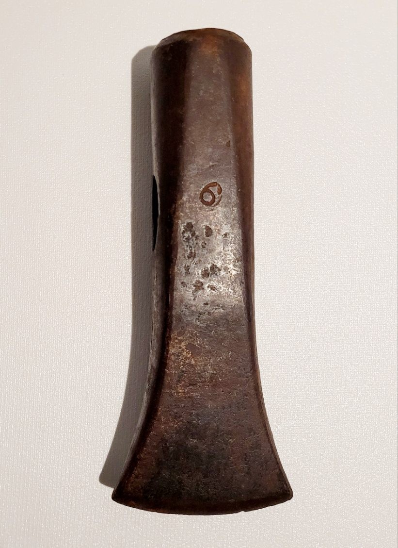 VTG WOODINGS-VERONA 6# 6 OZ SPLITTING MAUL HEAD–8 7/8″ LONG; SAYS “US” & “92”