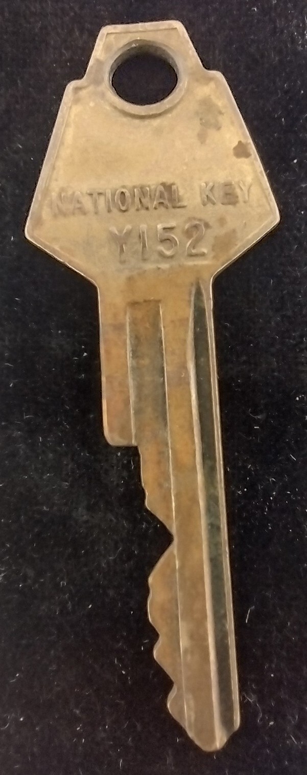 Vintage Key Cole National Key Y152 USA Appx 2.25” Padlocks *Minor Surface Rust*