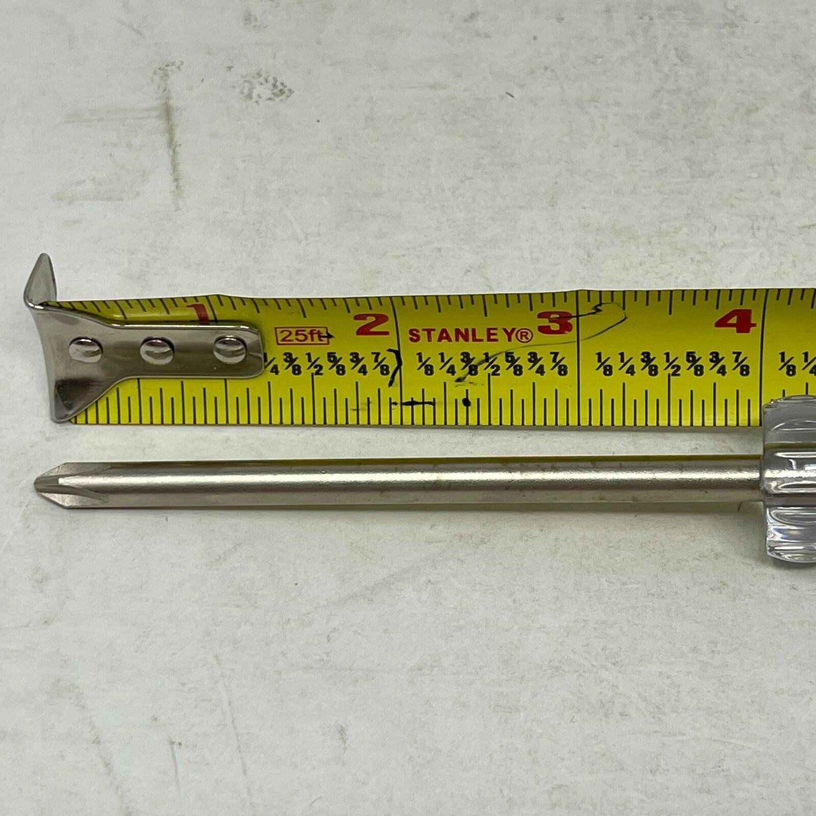 Kipper Tools P2 1/4″ Phillips Head Screwdriver 4″ (9″ L with handle) Made in USA