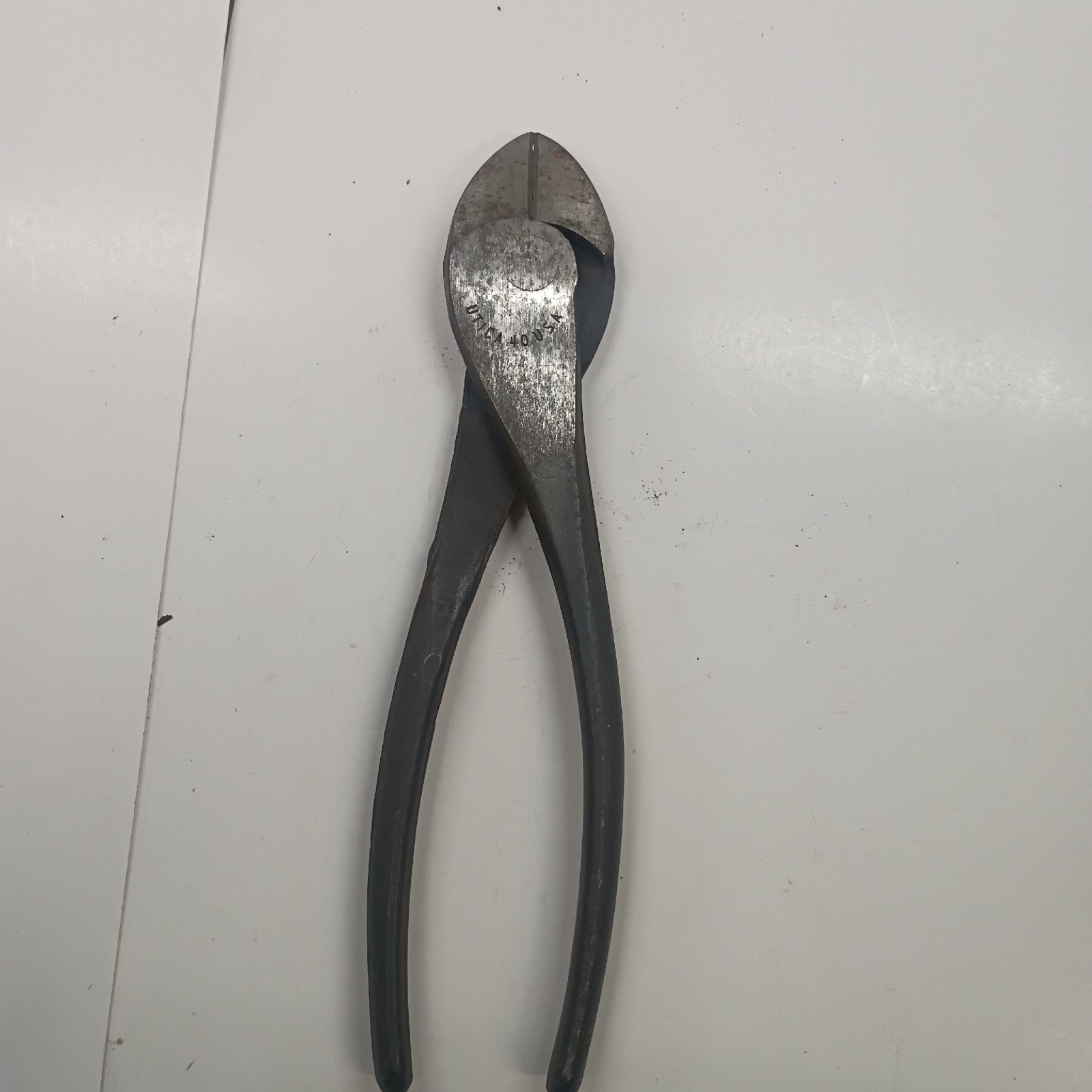 Vintage Utica 40 Diagonal Cutters 7 1/8″ Long