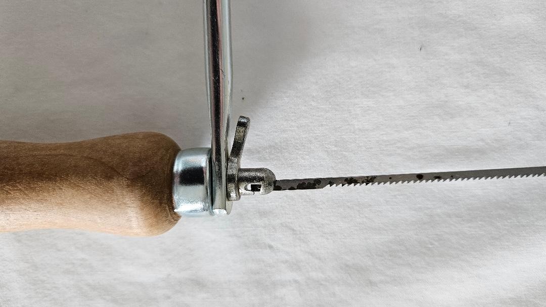 Vintage STANLEY Coping Saw – # 15-106, Plus 2 Packs Vintage Millers Falls Blades