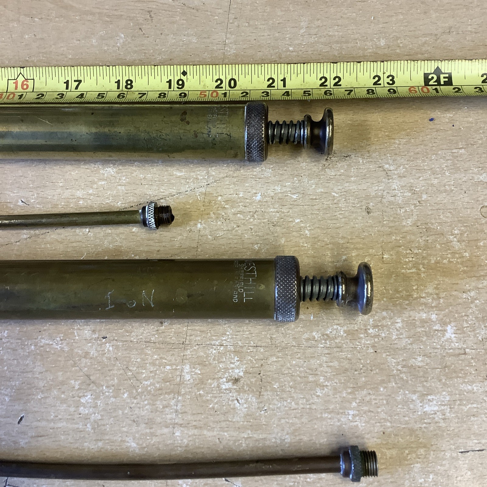 2 x Vintage Brass Nesthill Sheffield England Oilers – Great Working Order x 2