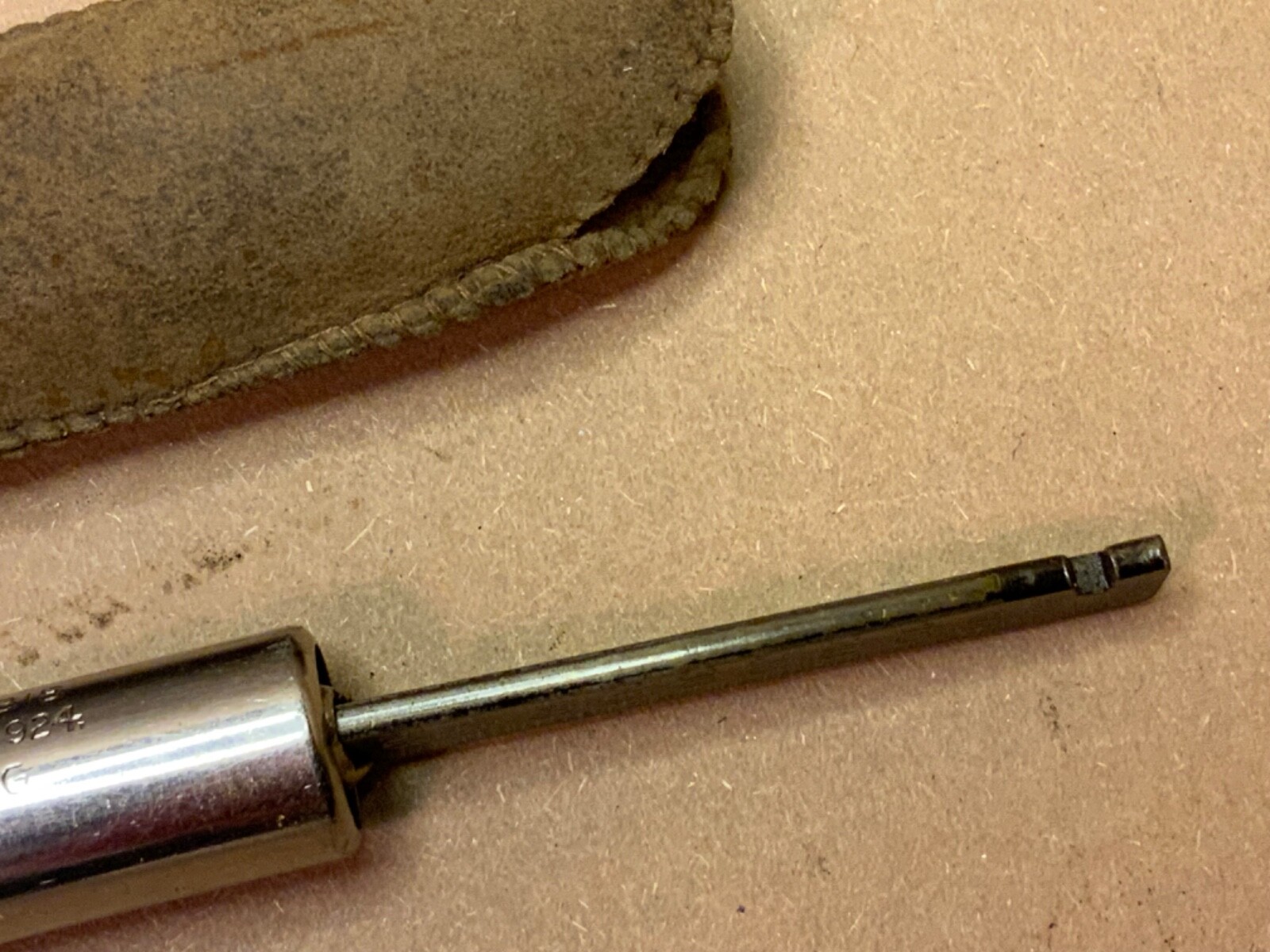 schrader balloon tyre gauge stamped PAT’D britain 238244/1924 chrome leather car