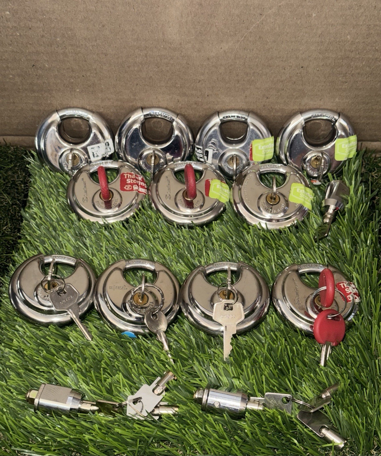 Used Storage Locks and keys Lot Of 14 – PLZ READ