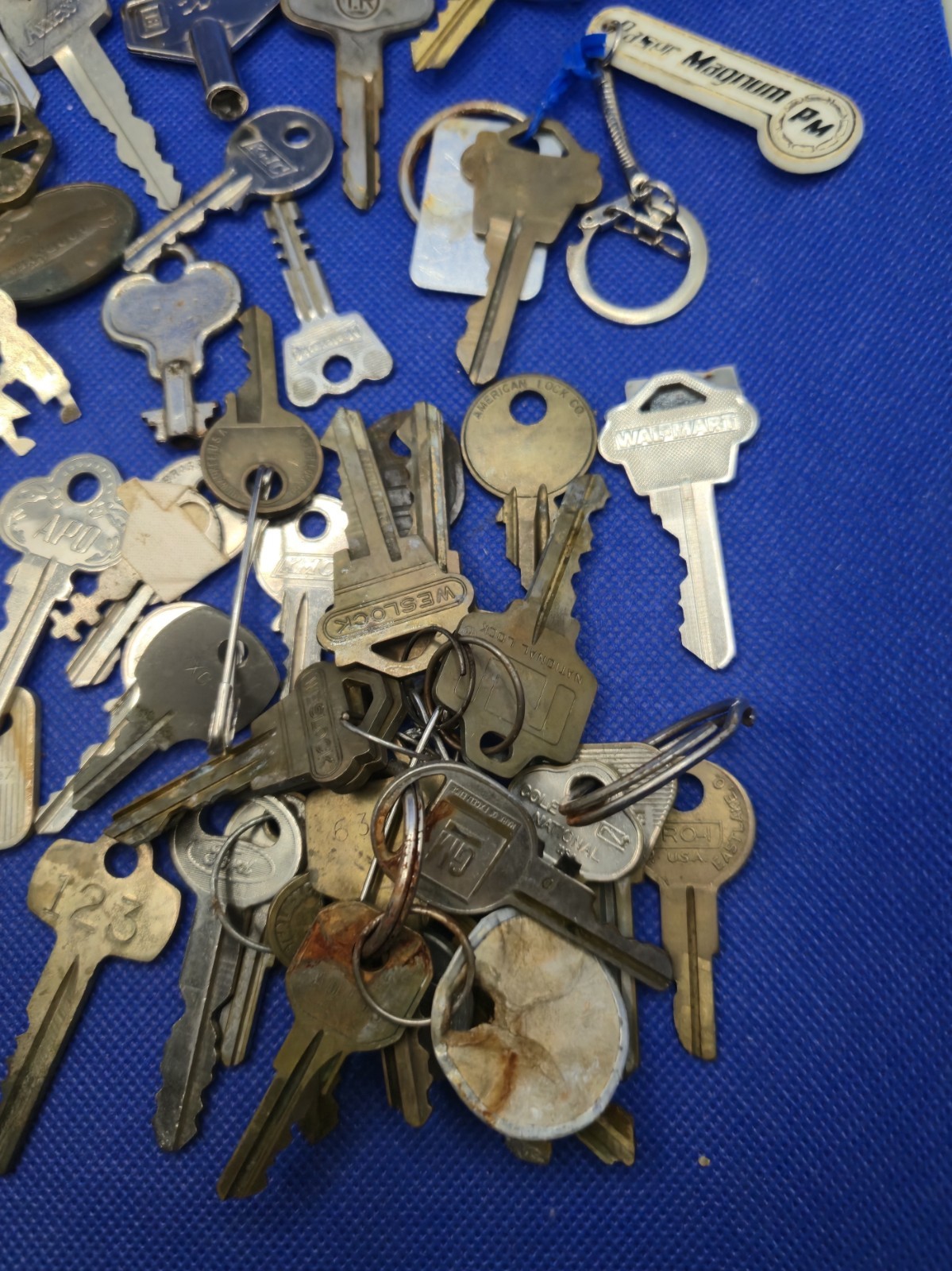 Lot Of 54 Vintage Keys Misc And Key Rings, Cadillac, Ford, Hotel, Etc. 1lbs.