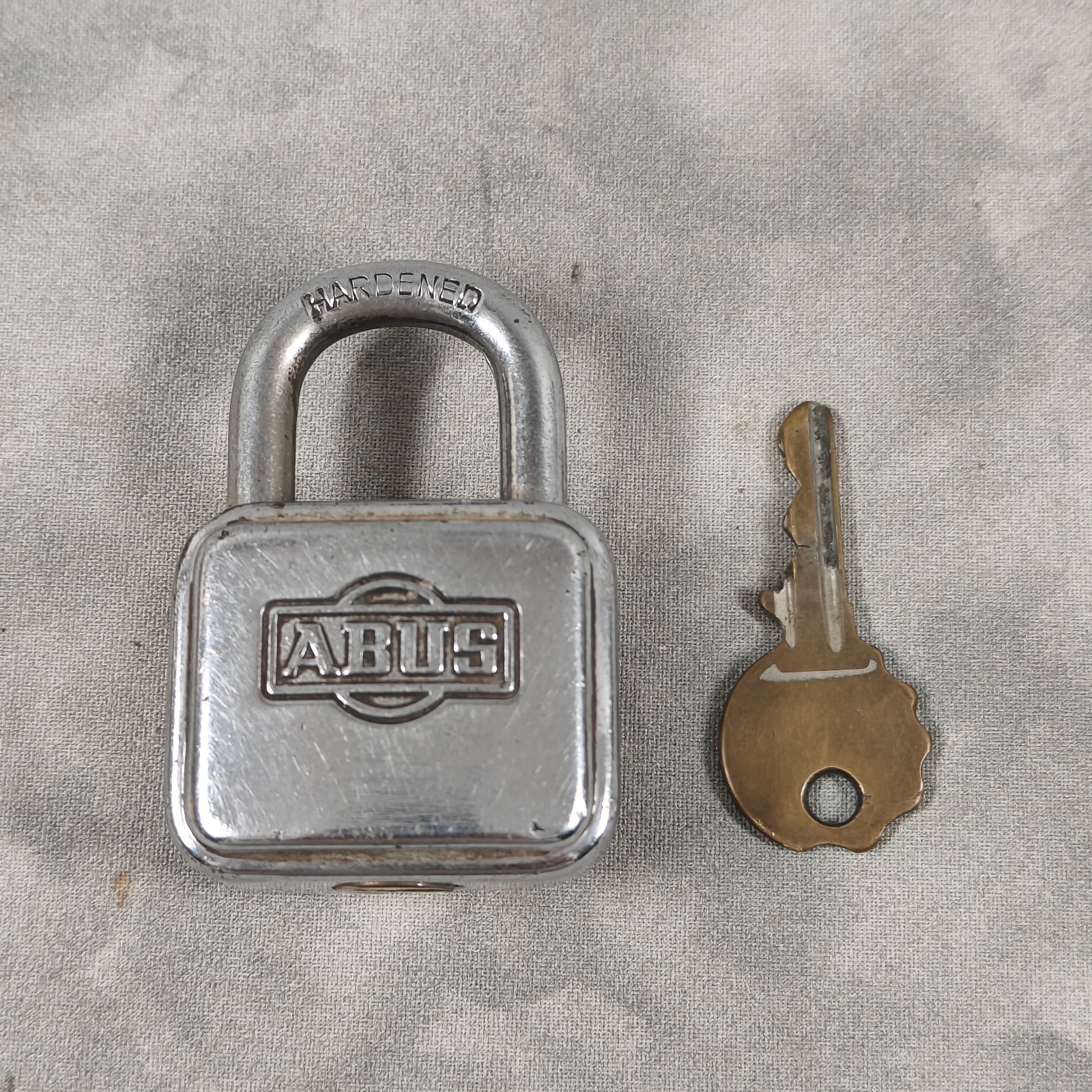 Vintage ABUS 190/40 Pin Tumbler Padlock Germany w Key Working