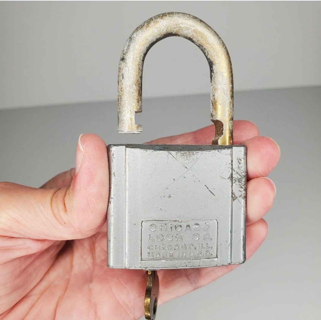 Vintage Lock With Key Works Chicago Lock Co Chicago ILL Made In USA HEAVY