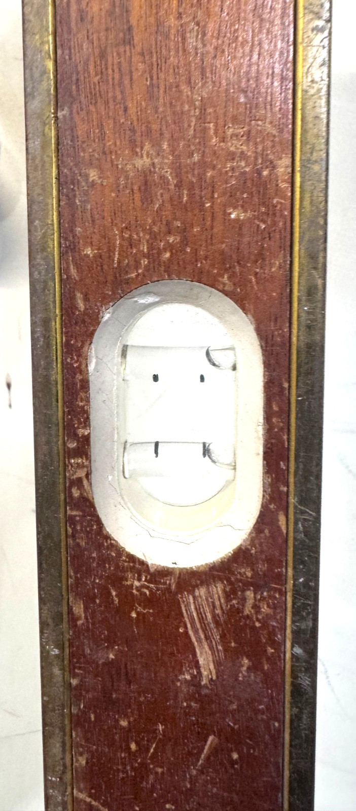 Vintage American Co 48″ Wood & Brass Carpenters Level KS83712-48