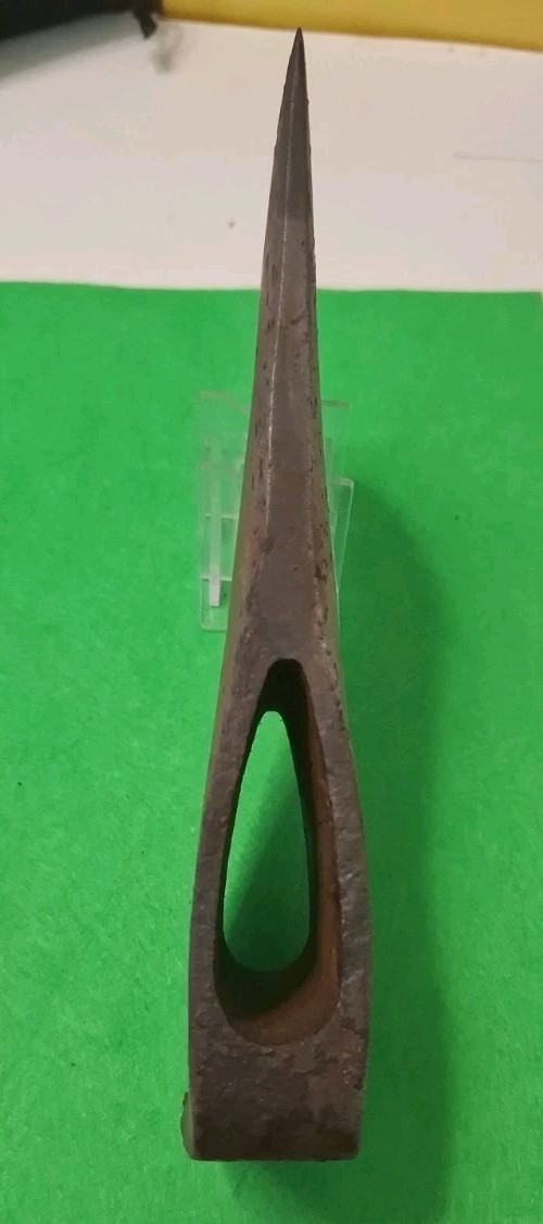 VINTAGE AXE HEAD KELLY WORKS- TRUE TEMPER? PLEASE SEE PICTURES