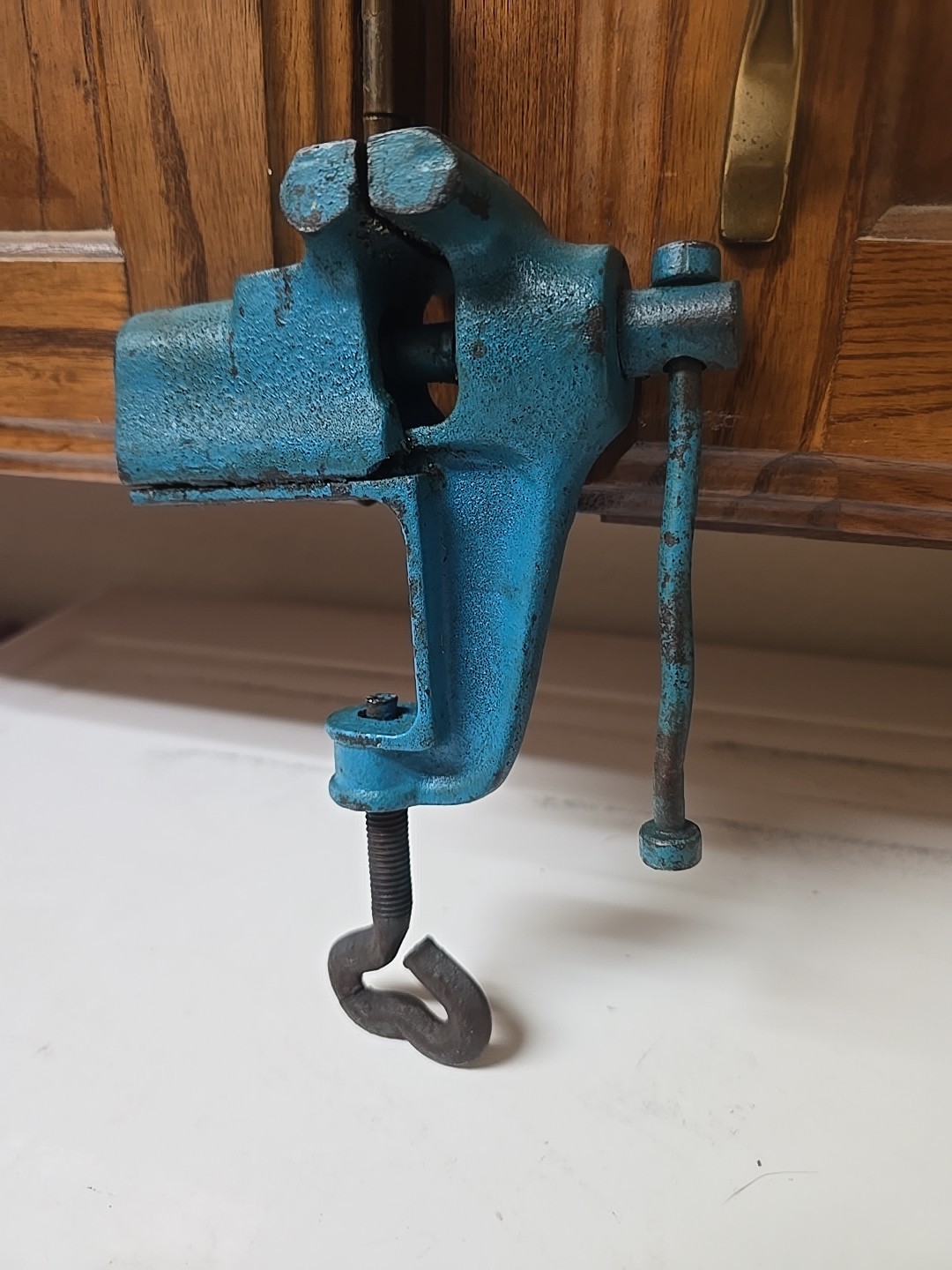 Vintage Small GERMAN Vise Machinist Blacksmith Jewelry Making Old Tool 2-1/2