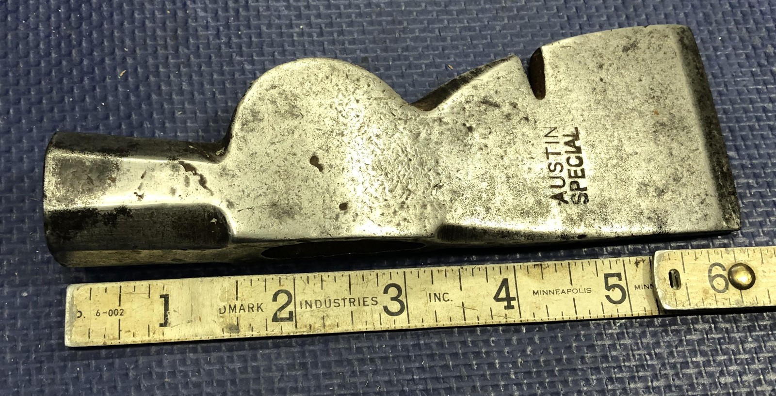Austin Special Hatchet Head 1 LB 3OZ Vintage axe hammer nail puller texas?