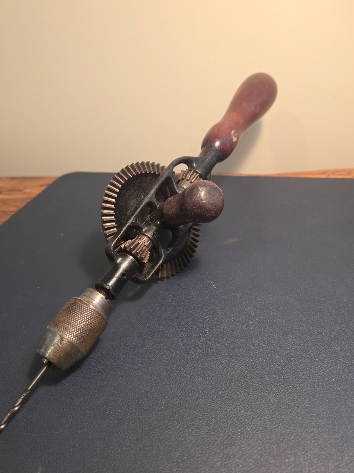 Vintage Millers Falls no 77 Hand crank Drill egg beater
