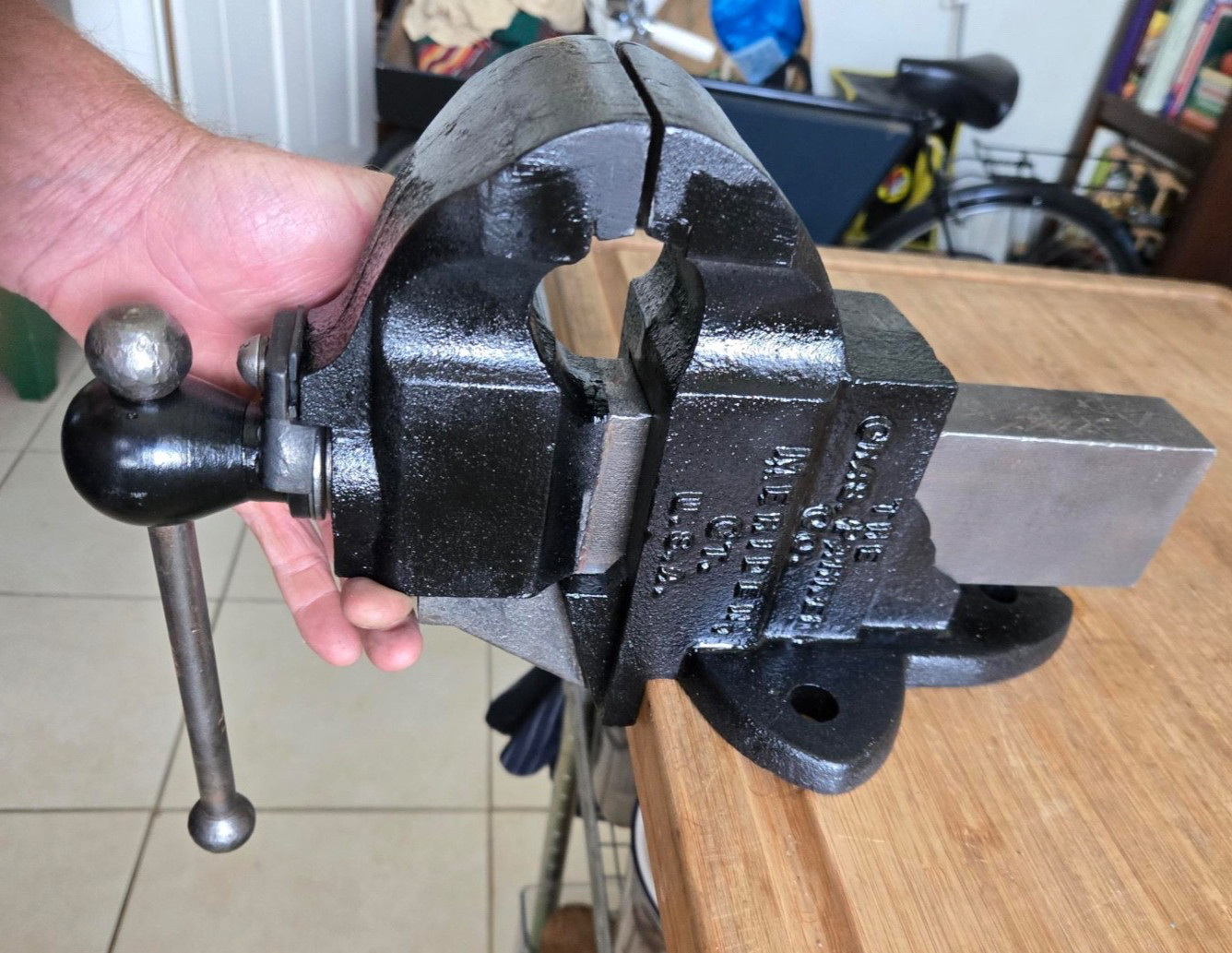 Vintage Parker Vice no.102 The Chas Parker Vise Co. Meriden CT USA